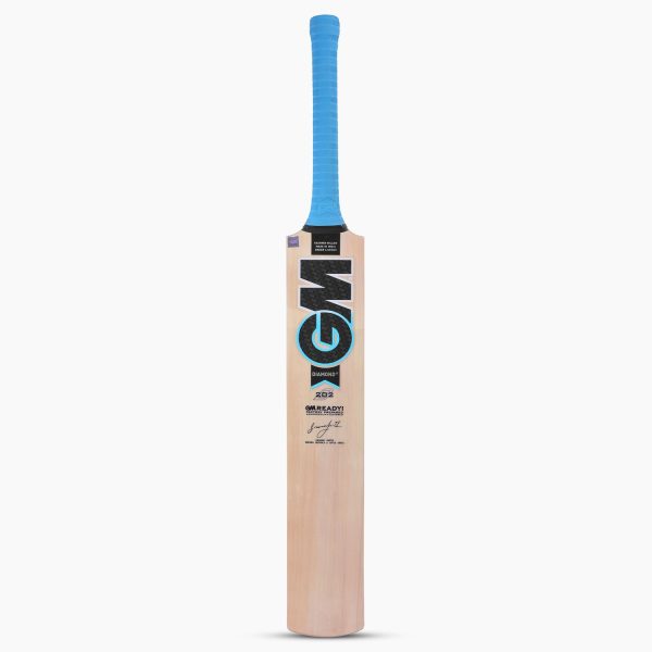 Top 10 Best Cricket Bats in India - GM D 202-S 6/5 (Junior)